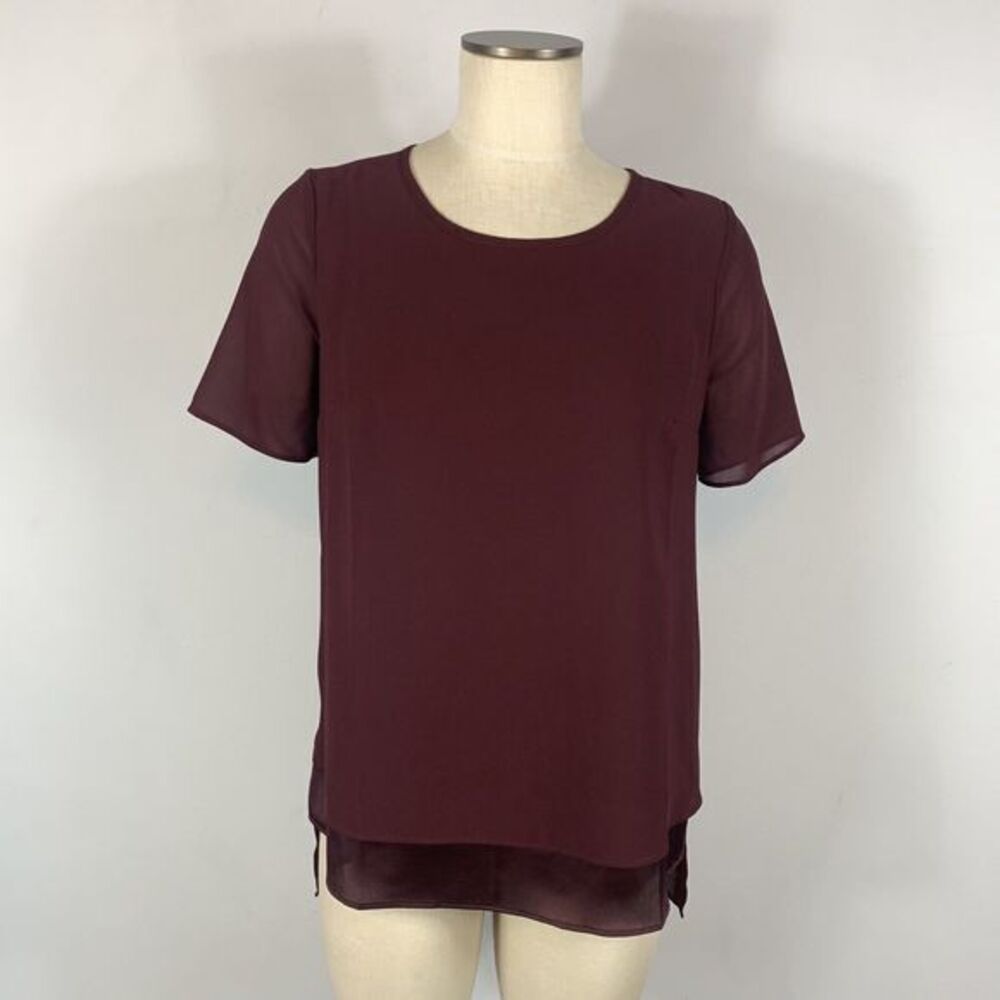 H by Halston Tunic Size 4 Burgundy Red Short Sleeve Layer Look Lightweight